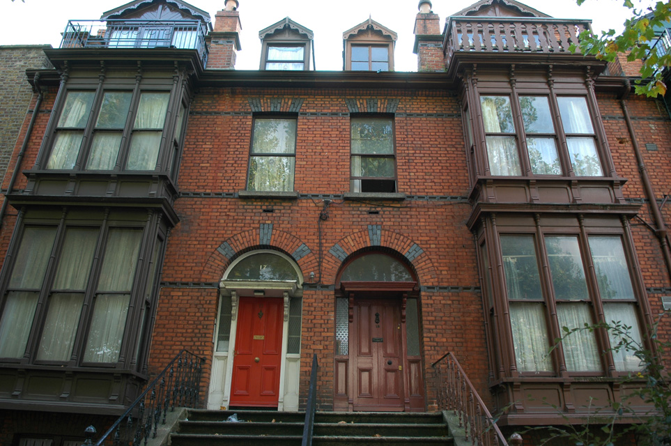 City South, Dublin, Ireland / DUB Dublin Harrington Street houses